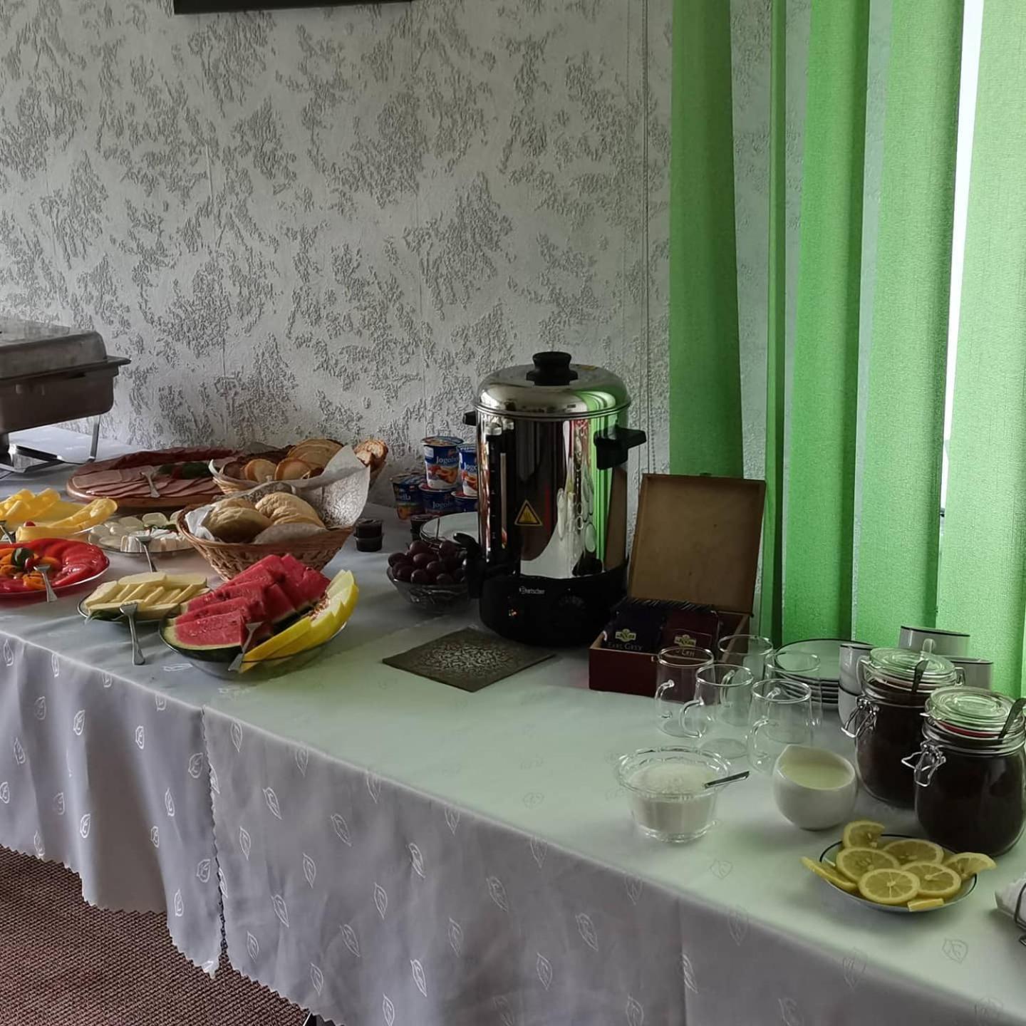 Uslugi Noclegowe I Gastronomiczne Dla Ludnosci Robert Mielcarek Kobyla Góra المظهر الخارجي الصورة